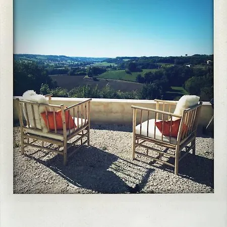 Idyllic Private With Superb Views *